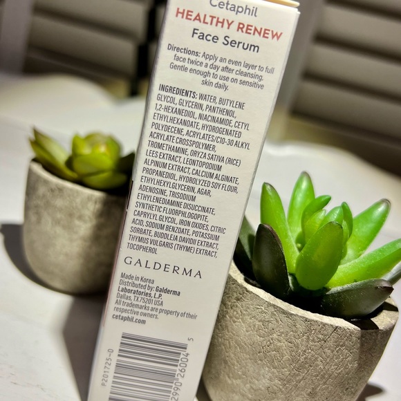 CETAPHIL HEALTHY RENEW FACE SERUM - Picture 2 of 4